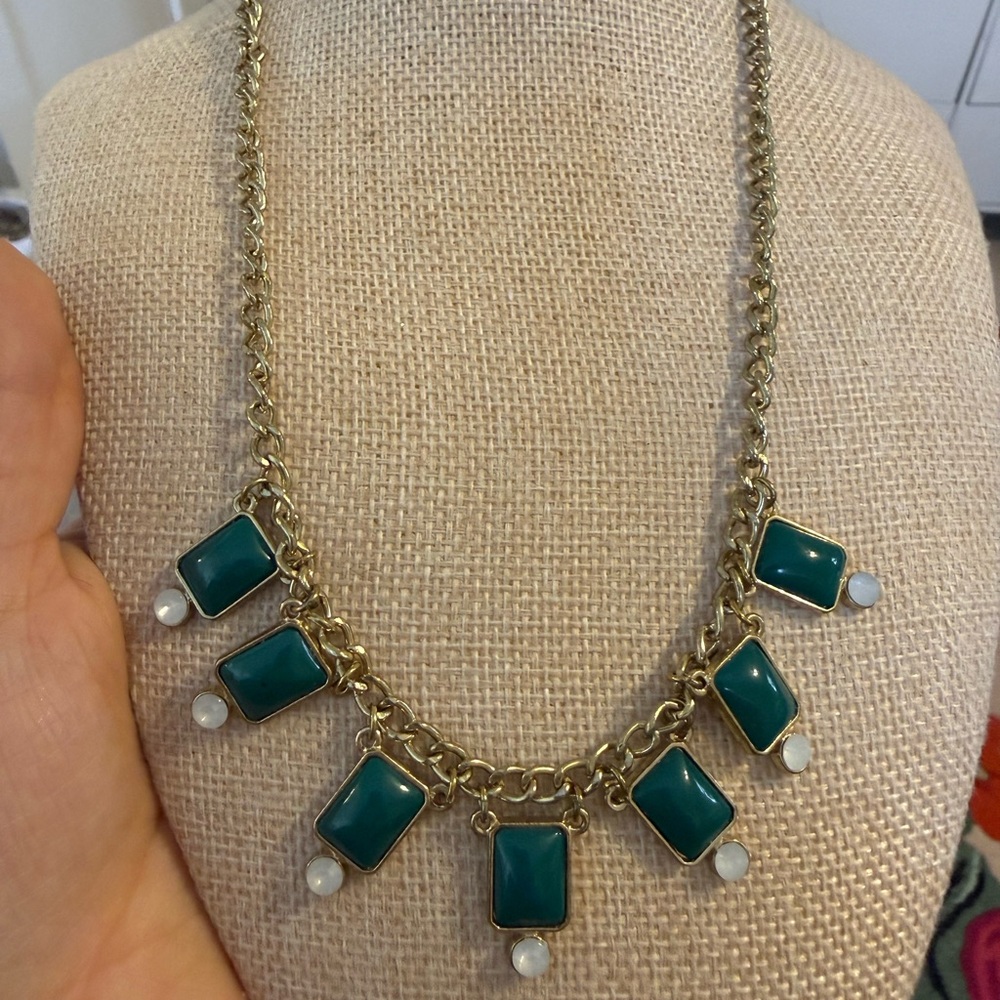 Chic‎ Gold and Teal Necklace